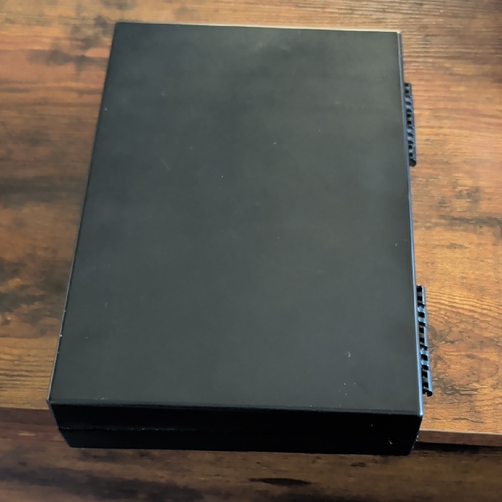 Slim Black Gun Case